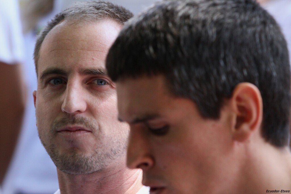 ertzaintza-policía-pelotazo-etxarri-gaztetxe-reclade-bilbao-vasco-iker-arana-balas-foam