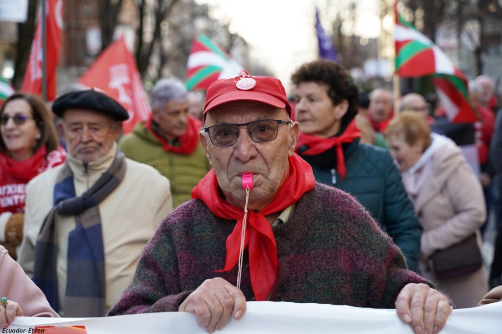 pensionistas-vascos-bilbao-euskadi-pensiones-congreso-PP-VOX-UPN-Junts