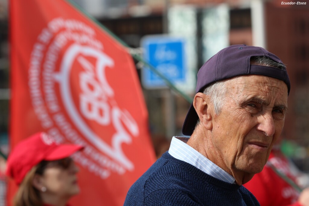 pensionistas-vascos-bilbao-gasteiz-parlamento-veto-ILP-PP-PSOE-VOX