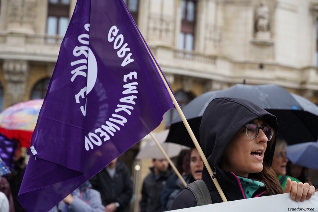 mujer-asesinato-crimen-machista-iruña-euskalherria-marcha-mundial-machista