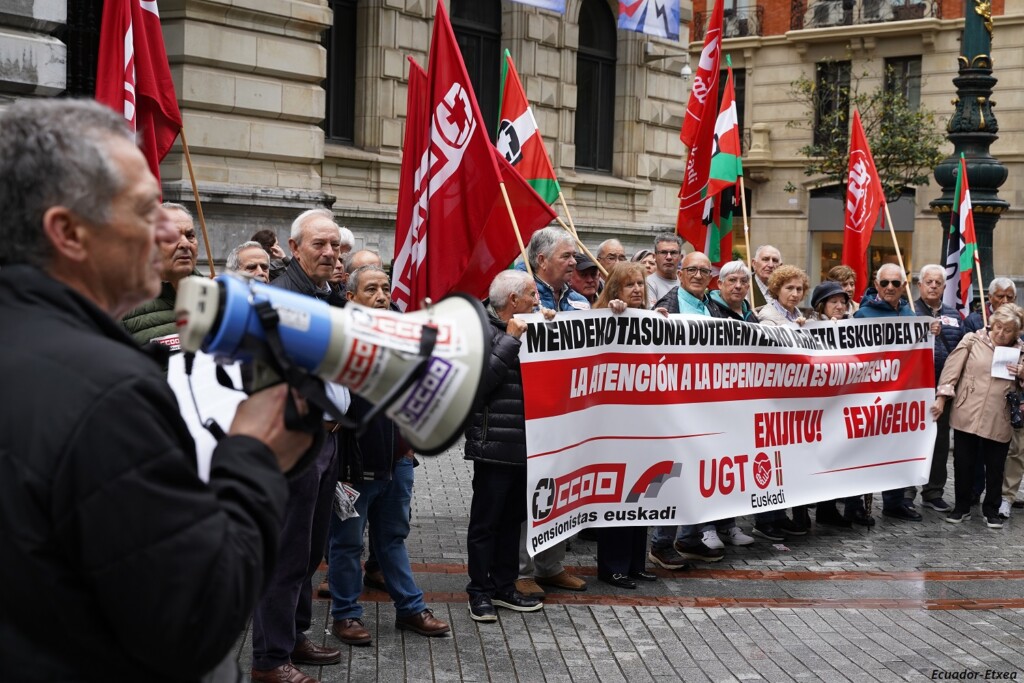 muertes-fallecimientos-listas-espera-pensionistas-mayores-dependencia-cuidados-euskadi-vasco-CCOO-UGT-bilbao