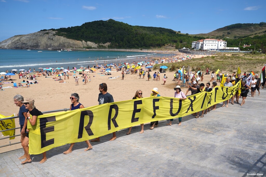 marea-horia-amarilla-inmigración-racismo-prioridad-nacional-ongietorri-plentzia