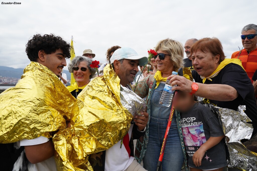 algorta-ceuta-menores-inmigrantes-mar-trae-ongi-etorri-errefuxiautak
