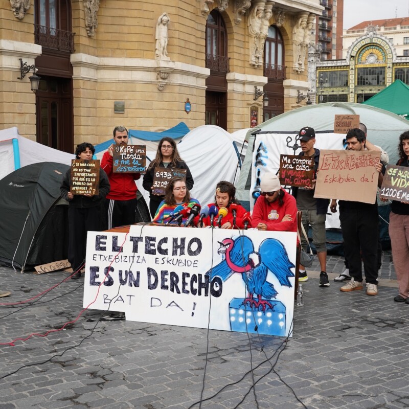 acampada-vivienda-bilbao-vasco-movilizaciones-euskalherria-sindicato-LAB-decretos-PNV-junts-psoe-sumar