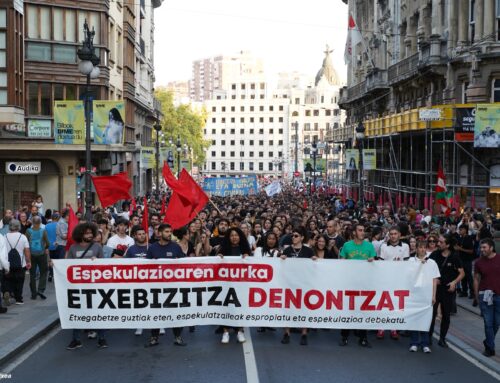 La calle no se rinde: Bilbao responde con miles de personas a la caída de los decretos de vivienda