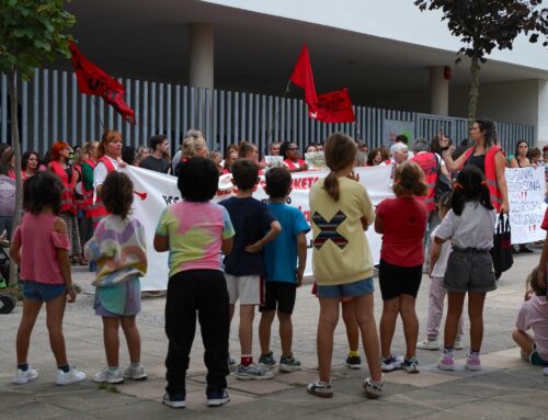 Niños y niñas entre cucarachas y suciedad: las familias de la haurreskola de San Ignacio exigen una solución a la huelga de limpieza
