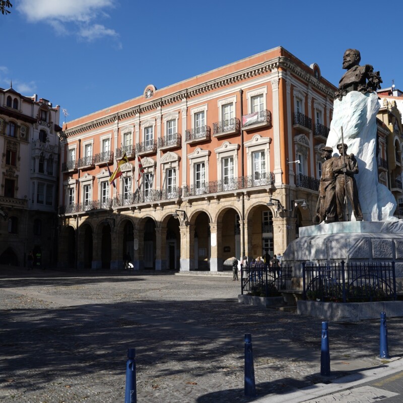 desahucio-portugalete-mujer-menores-trillizos-ayuntamiento-socialista-pse-psoe-vivienda-congreso-ley